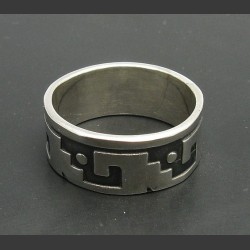 Серебряное кольцо 925 пробы