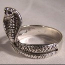 Перстень серебряный "Кобра"